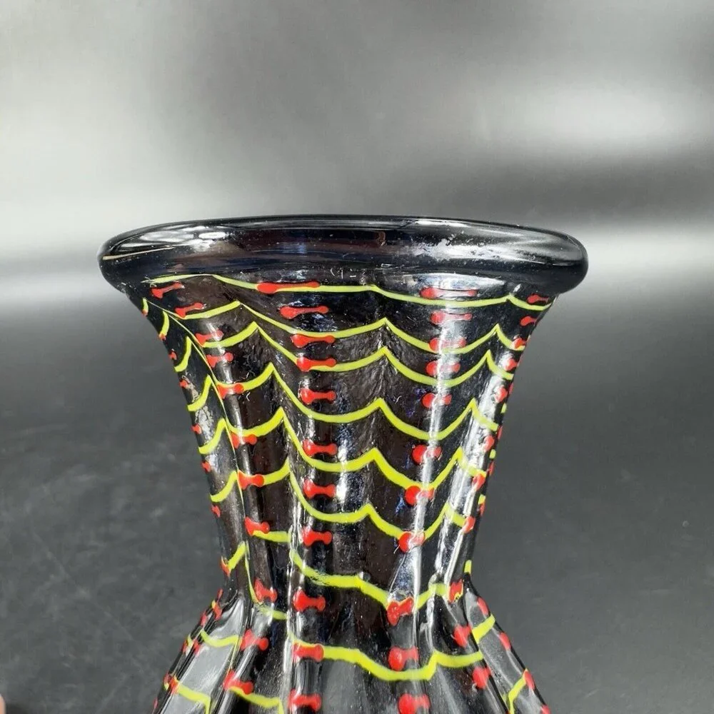Hand Blown Studio Art Glass Vase Halloween‎ Decor Artist Signed Red Black Spider